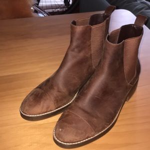 Cole haan chelsea boots